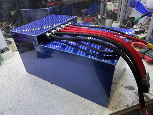 84v50ah BMS300a, 1800a peak